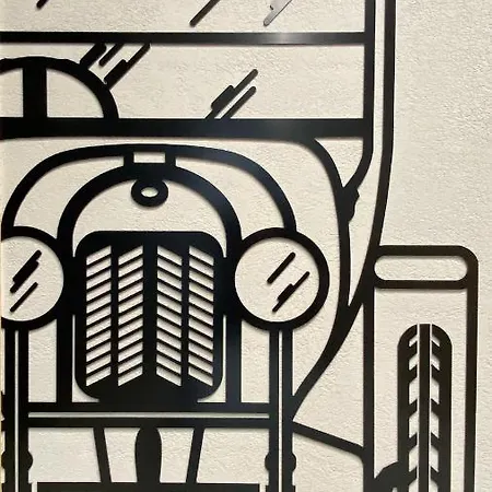 Grey House + Free Parking * Вроцлав