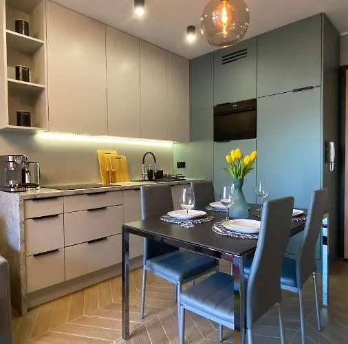 Apartman Grey House + Free Parking