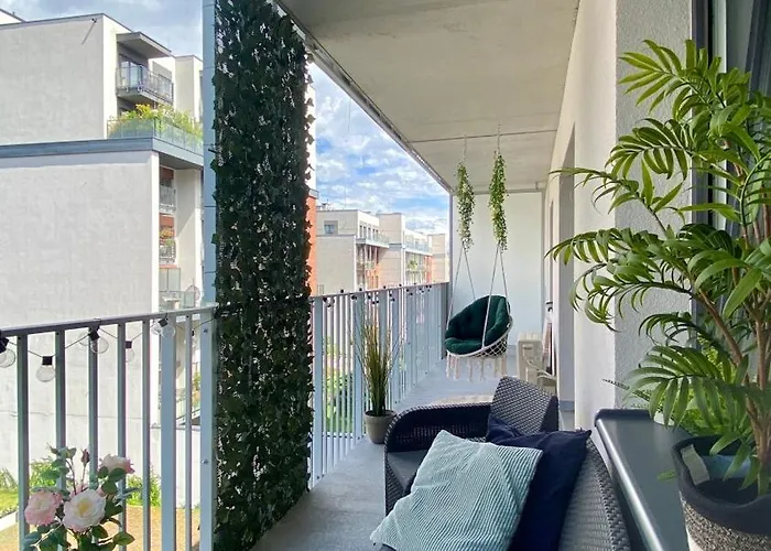 Grey House + Free Parking * Wrocław